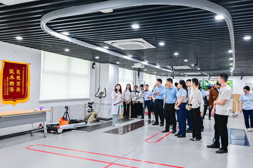 醫(yī)學 人文 院校研學活動順利舉辦