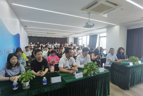 文化與藝術(shù)傳媒 文化與藝術(shù)傳媒學(xué)院環(huán)境設(shè)計專業(yè) 開展社會實踐活動